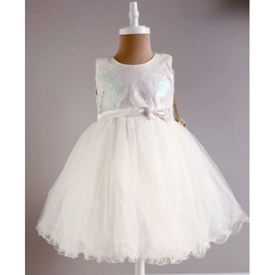 Детска официална рокля в бяло с панделка Piccole