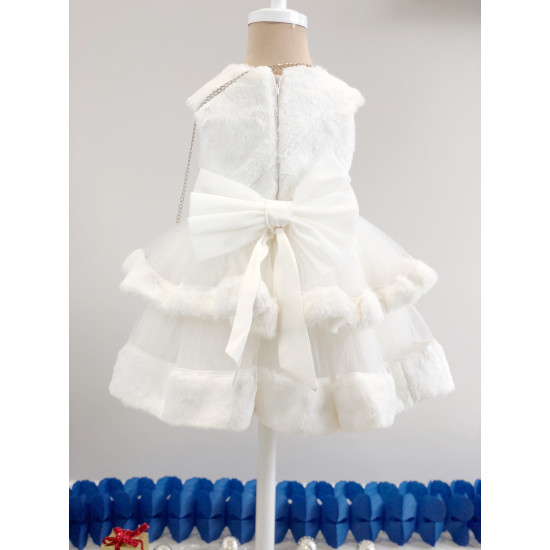 Официална детска рокля в бяло 