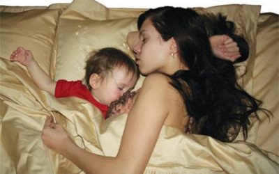 Трябва ли родителите да спят заедно с детето?