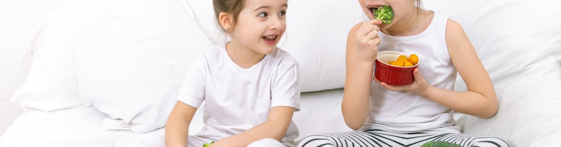 7 начина да накарате децата си да се хранят по-здравословно 7 начина да накарате децата си да се хранят по-здравословно